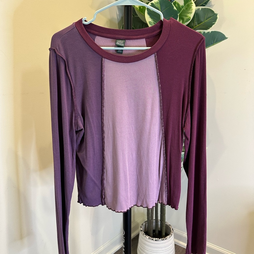 Colorblock Long Sleeve Top